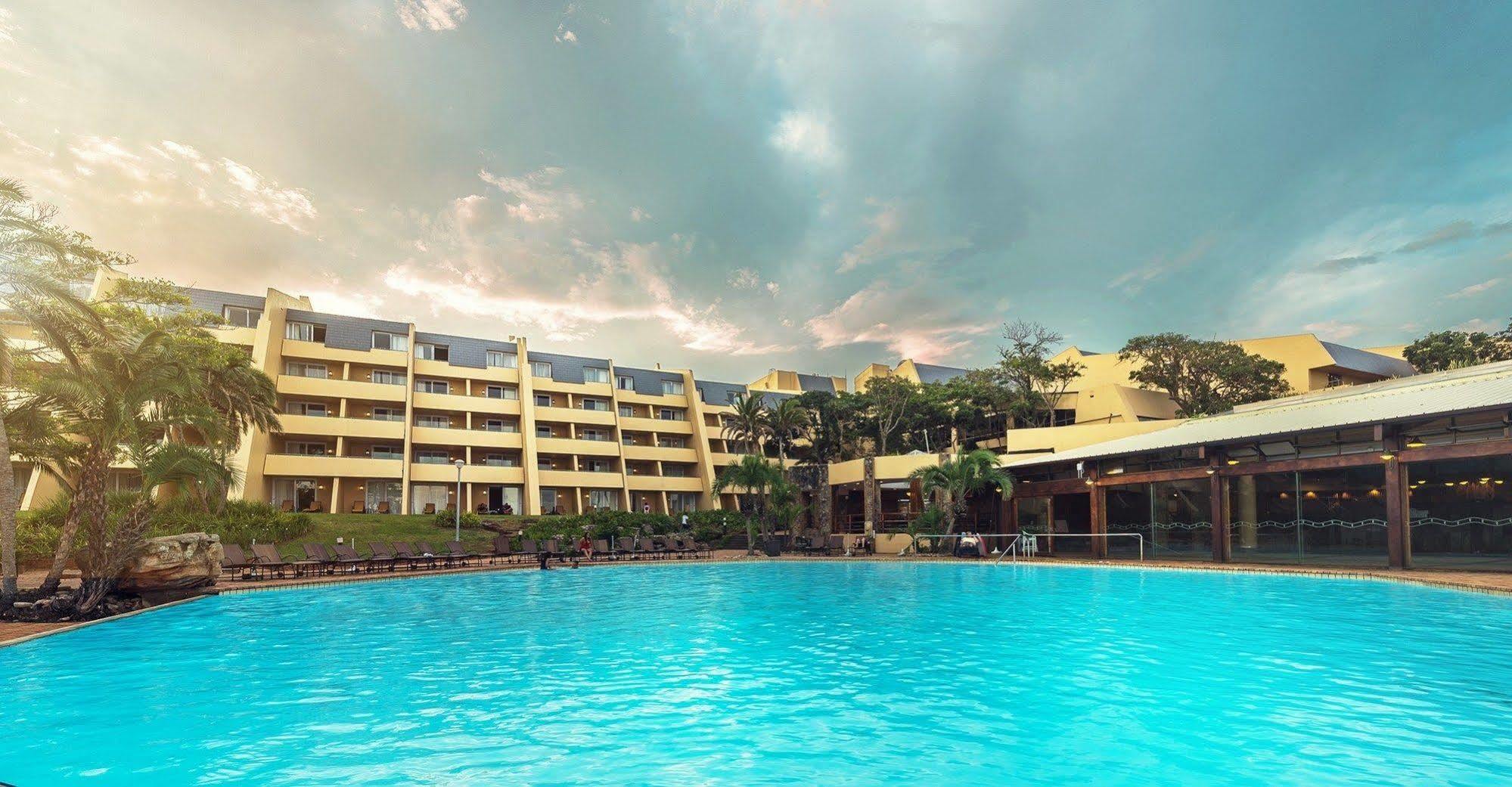 Wild Coast Sun Hotel Port Edward Exterior foto